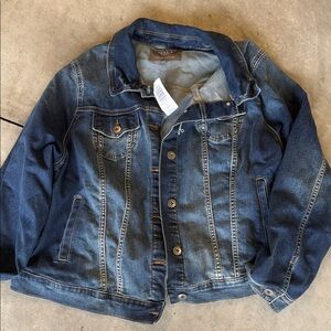 NWT Torrid Denim jacket. Size 3x